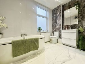 Bathroom- click for photo gallery